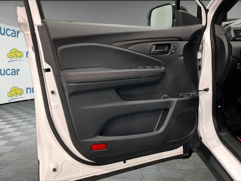 Used 2025 White Honda TrailSport+ image 9