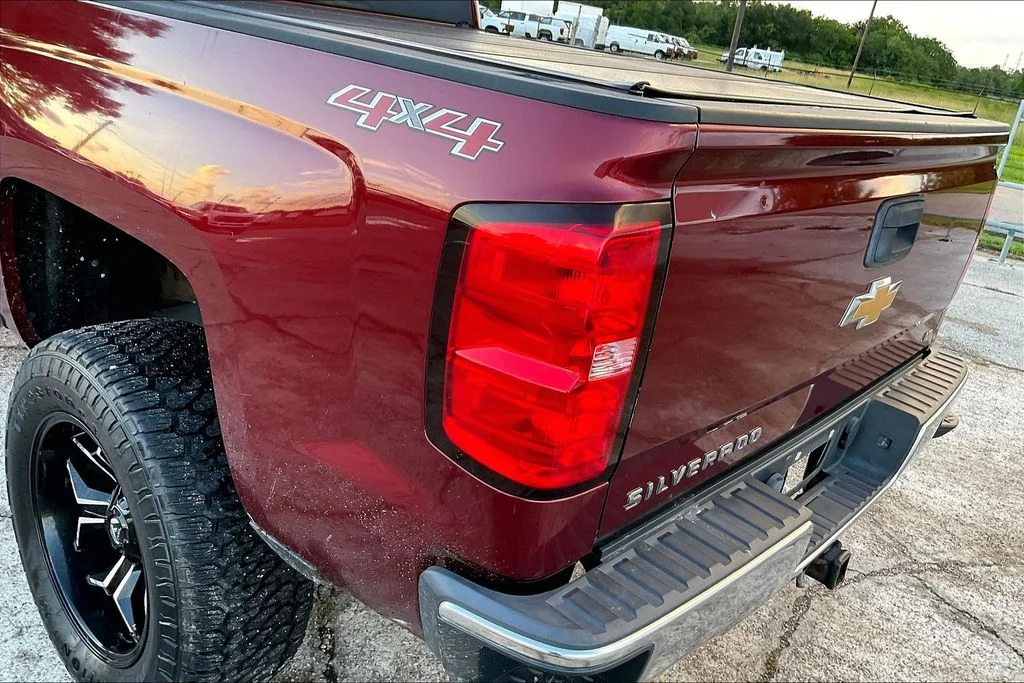 Used 2016 Red Chevrolet LT image 20
