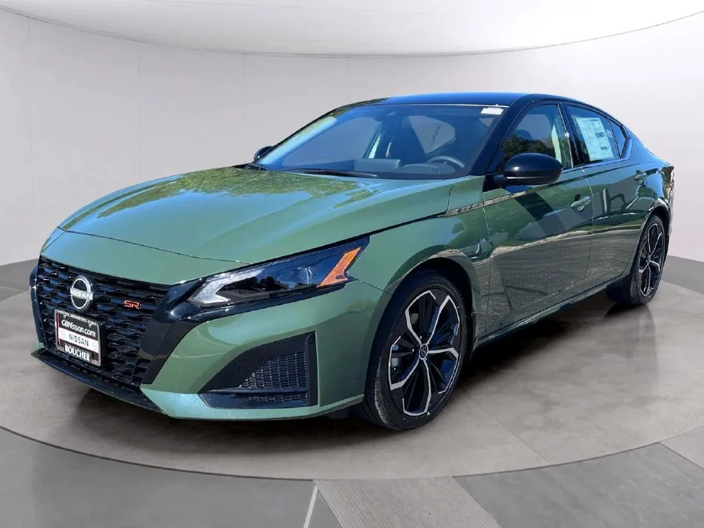 New 2026 Tactical Grn/Super Black Nissan 2.5 SR image 7