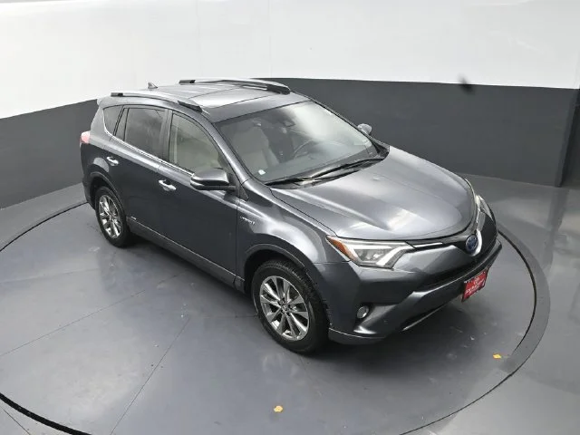 Used 2018 Gray Toyota Limited image 23