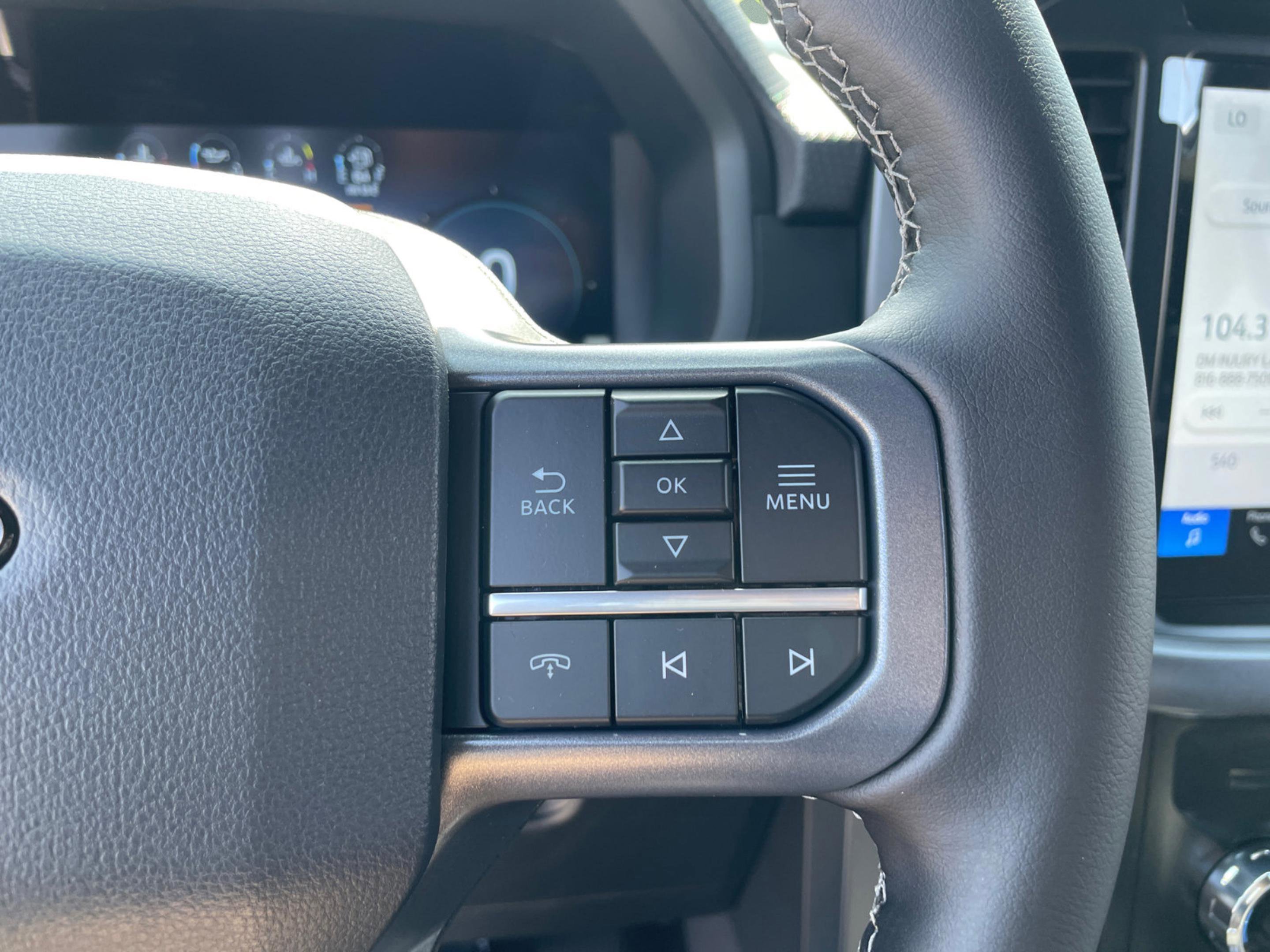 2025 Ford F-150 XLT - Photo 22