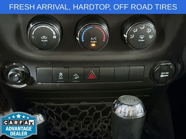 Used 2018 Black Jeep Unlimited Sport image 13