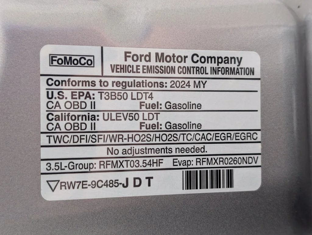 Certified Used 2024 Iconic Silver Metallic Ford XLT image 30