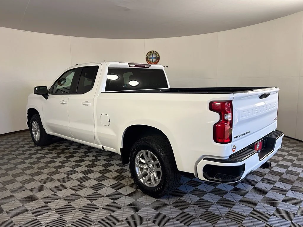 Used 2020 White Chevrolet RST image 18