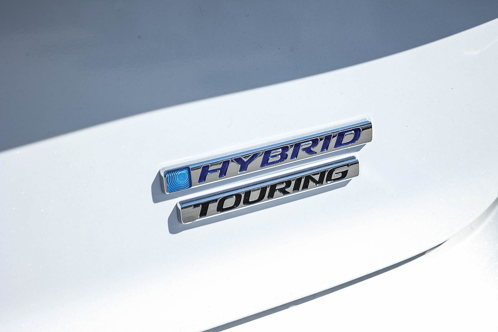 New 2026 Platinum White Pearl Honda Touring Sedan image 9