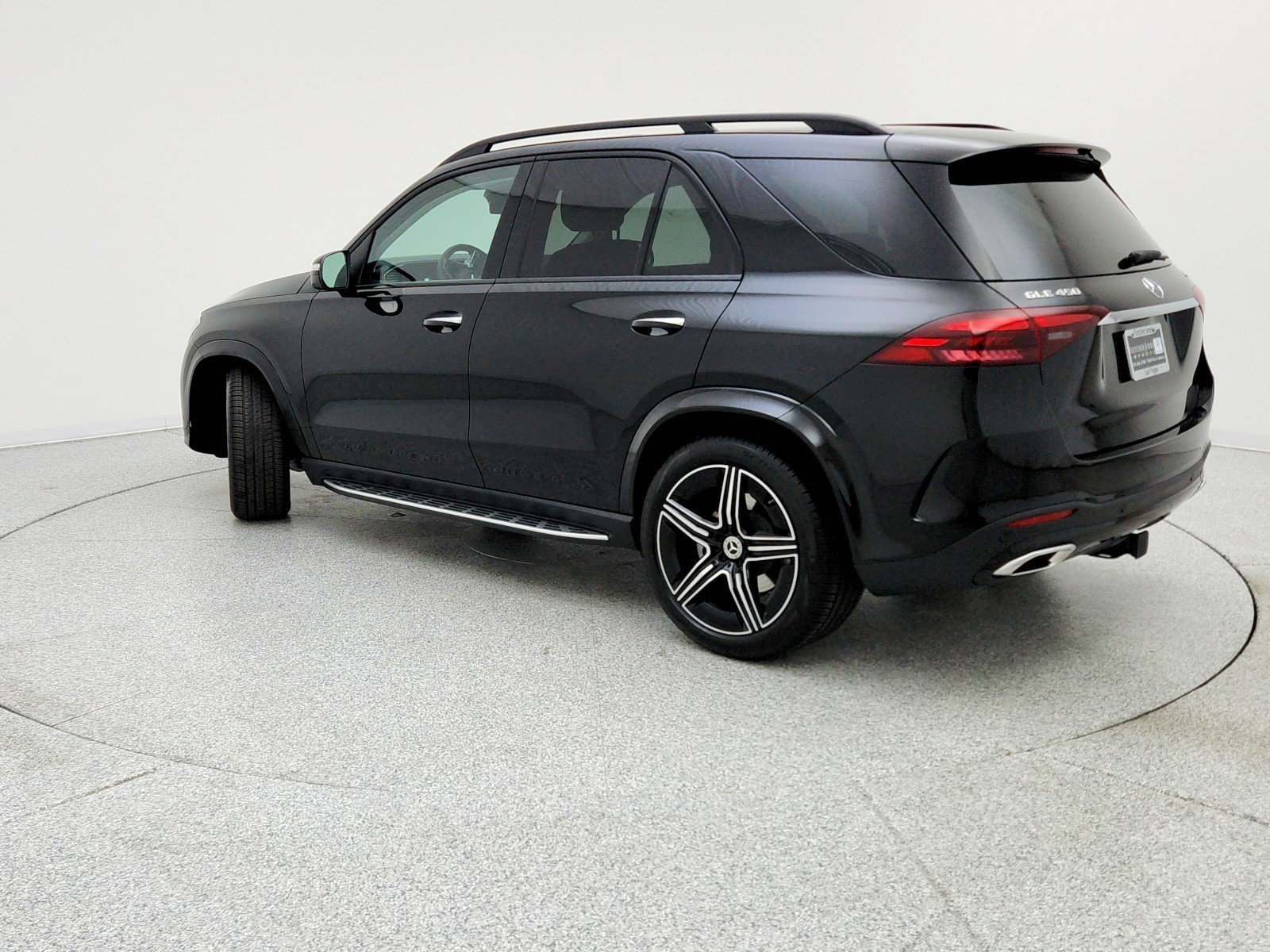 New 2026 Black Mercedes-Benz GLE 450 4MATIC® SUV image 27