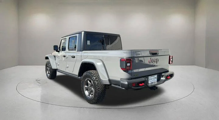 Certified Used 2021 Gray Jeep Rubicon image 4