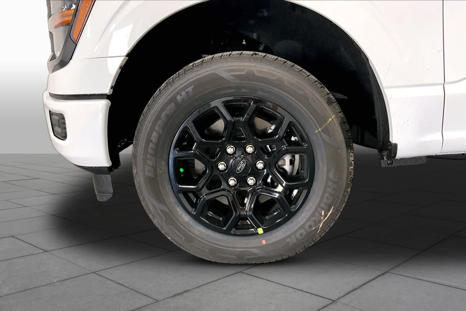 New 2026 Oxford White Ford STX® image 9