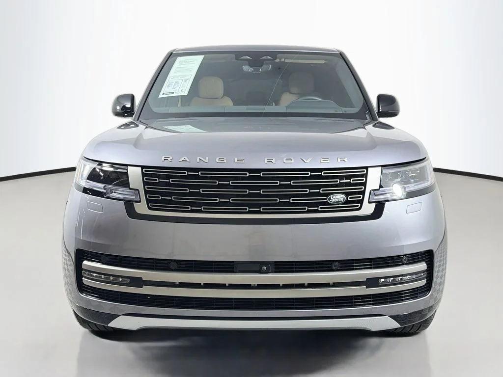 Certified Used 2025 Gray Land Rover SE image 2