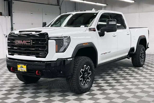 Used 2025 Summit White GMC AT4X image 12