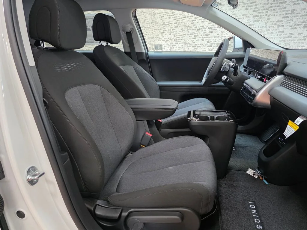 New 2026 Atlas White Hyundai SE image 10