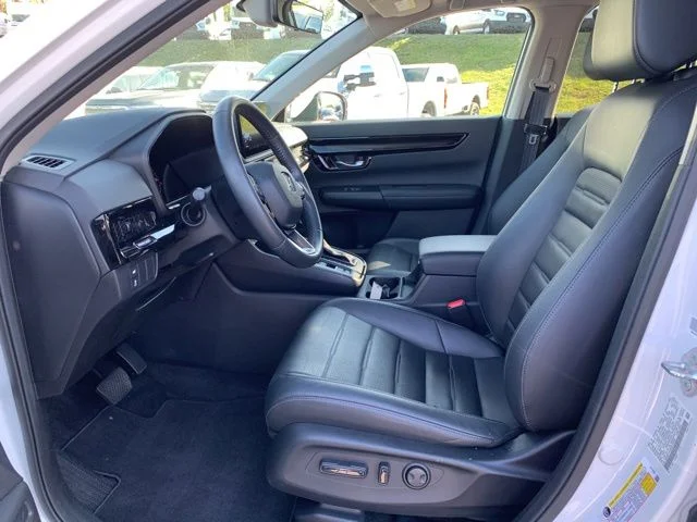 Used 2024  Honda EX-L image 22