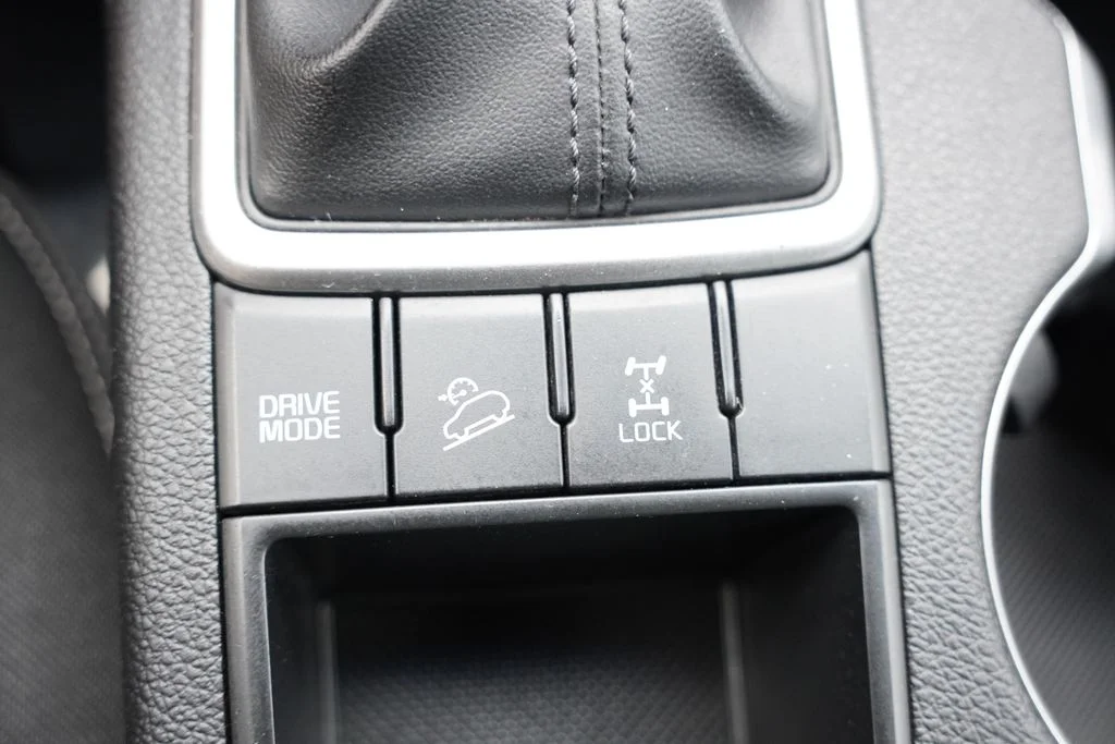 Certified Used 2020 Pacific Blue Kia LX image 26