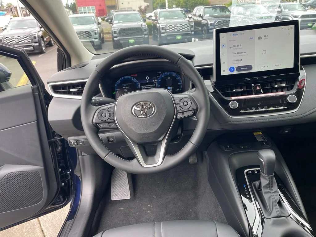 2026 Toyota Corolla XLE - Photo 13