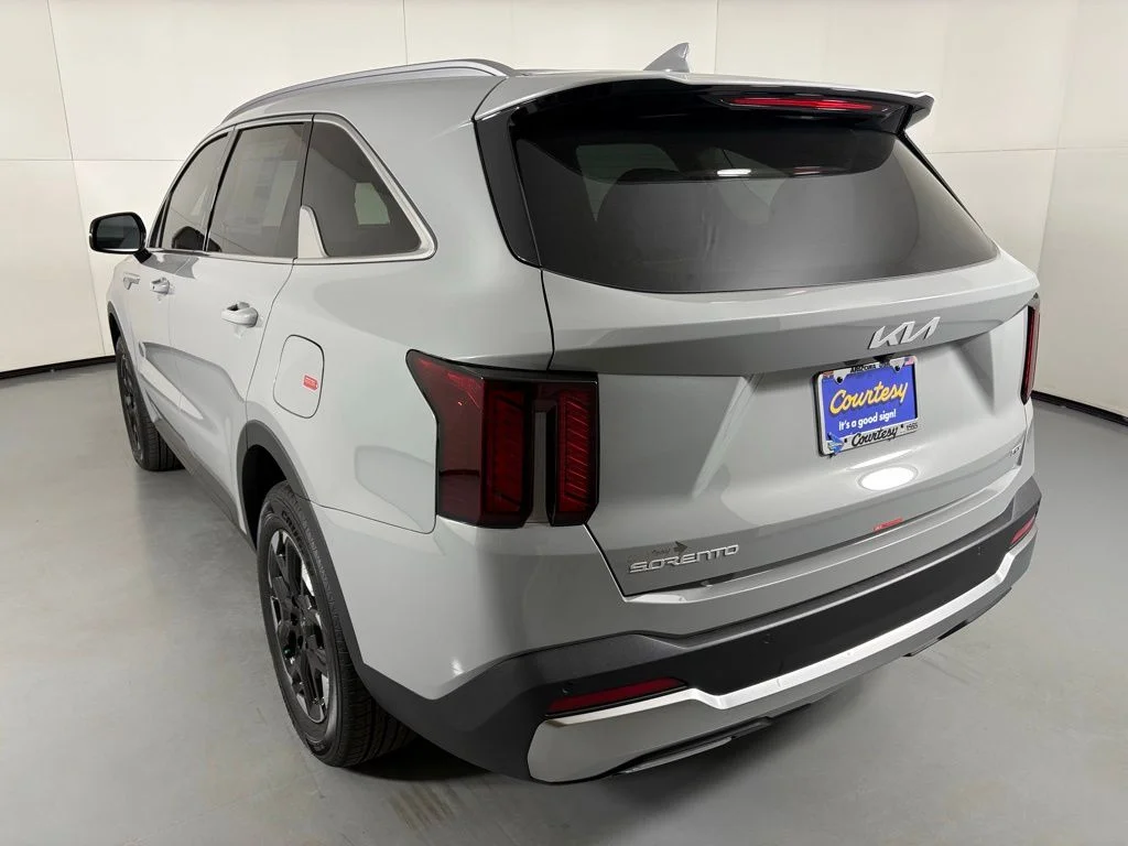 New 2026 Gray Kia S image 5
