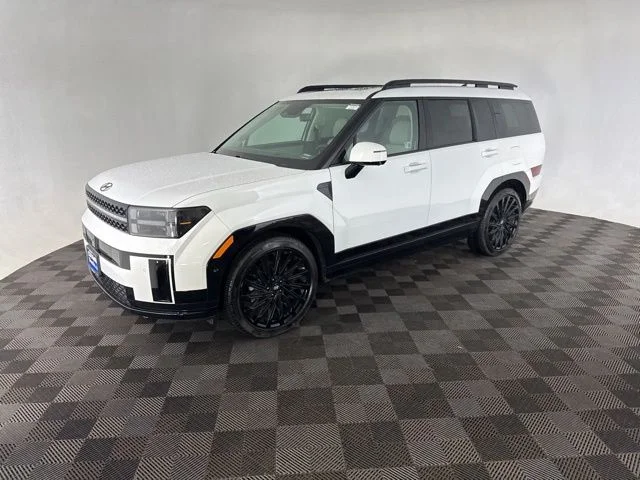 Used 2025 White Hyundai Calligraphy image 4