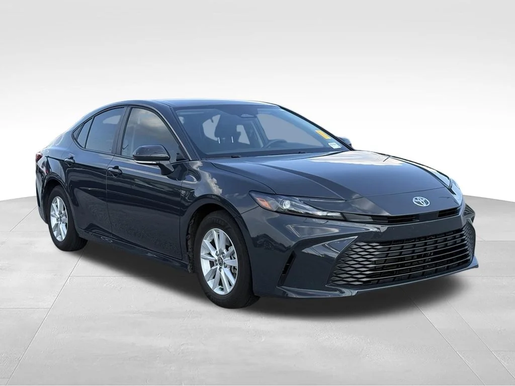 Used 2026  Toyota LE image 29