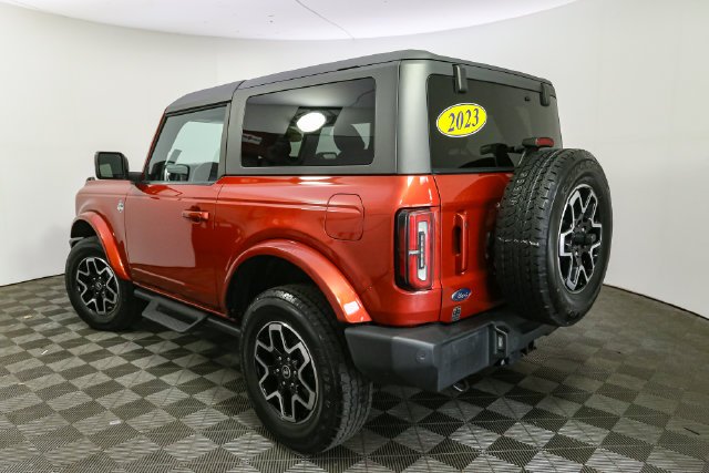 Used 2023 Red Ford Outer Banks image 8