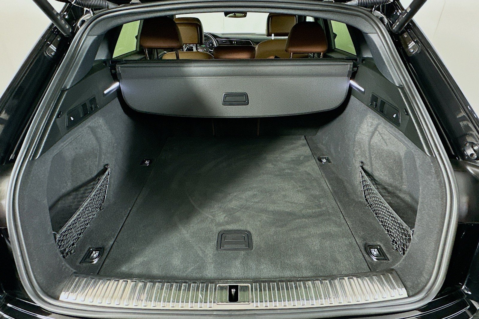 Used 2022 Brilliant Black Audi Premium image 21