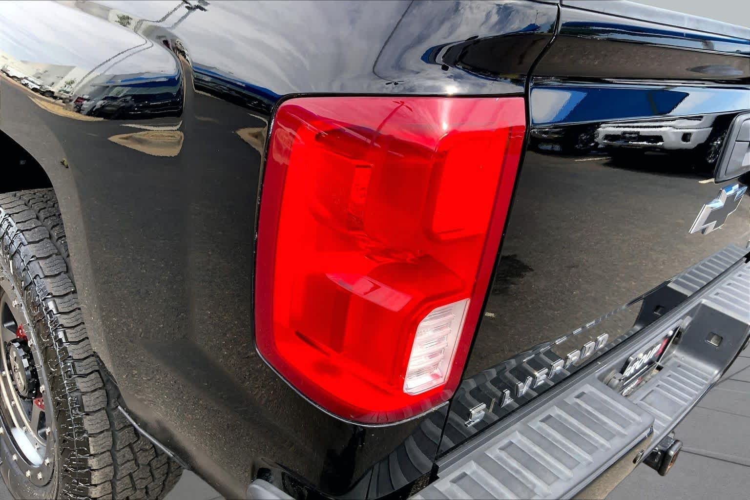 Used 2017 Black Chevrolet LTZ image 29
