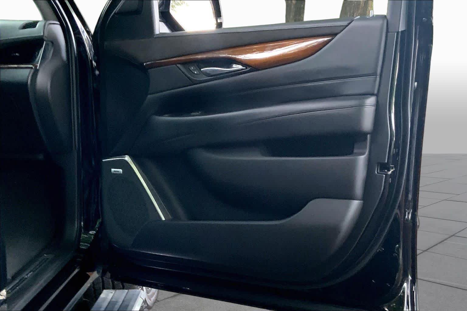 Used 2019 Black Raven Cadillac Premium Luxury image 23