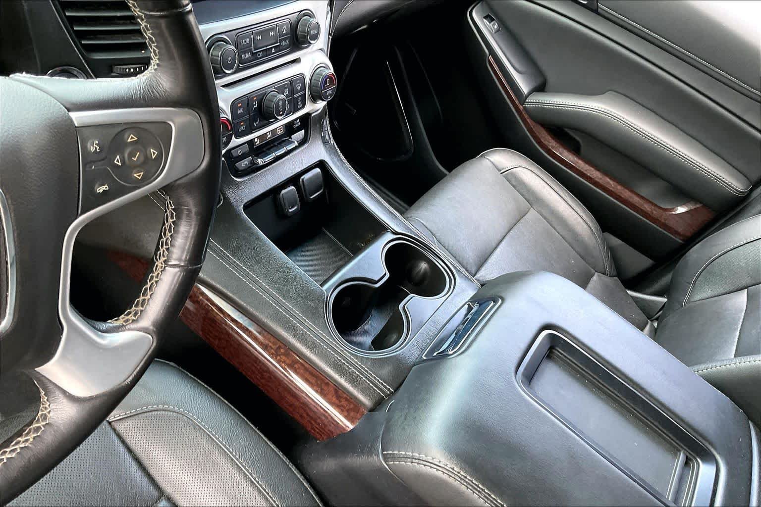 Used 2020 Dark Sky Metallic GMC SLT image 15