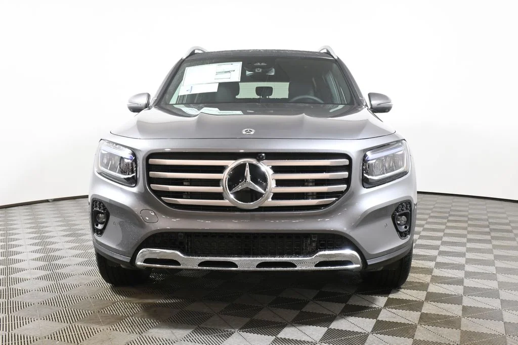 Used 2026 Gray Mercedes-Benz GLB 250 image 22
