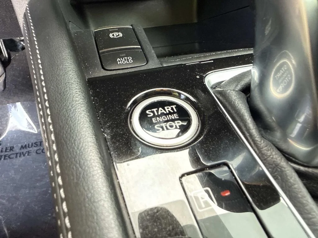 Used 2024 Red Nissan SR image 33