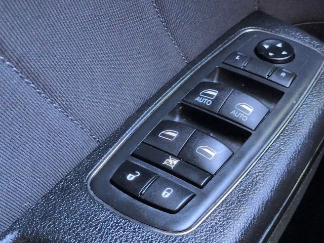 Certified Used 2019 Pitch Black Clearcoat Dodge R/T image 22