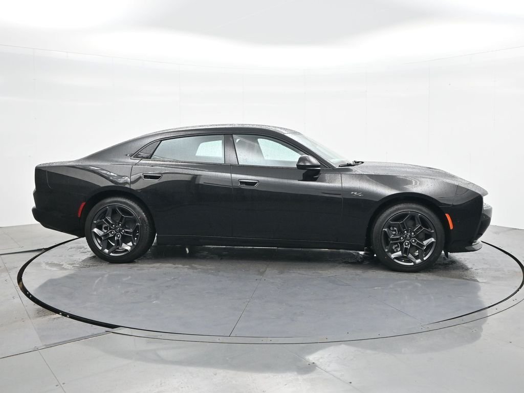 New 2026 Diamond Black Crystal Pearlcoat Dodge R/T image 6