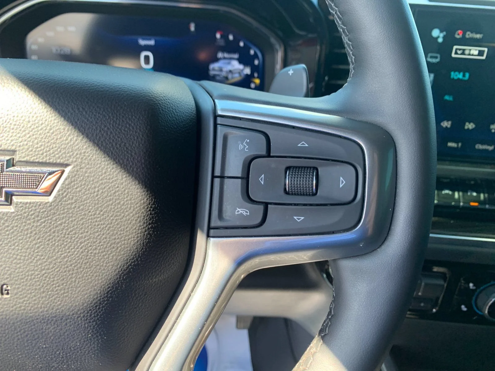 Used 2023 Black Chevrolet RST image 27