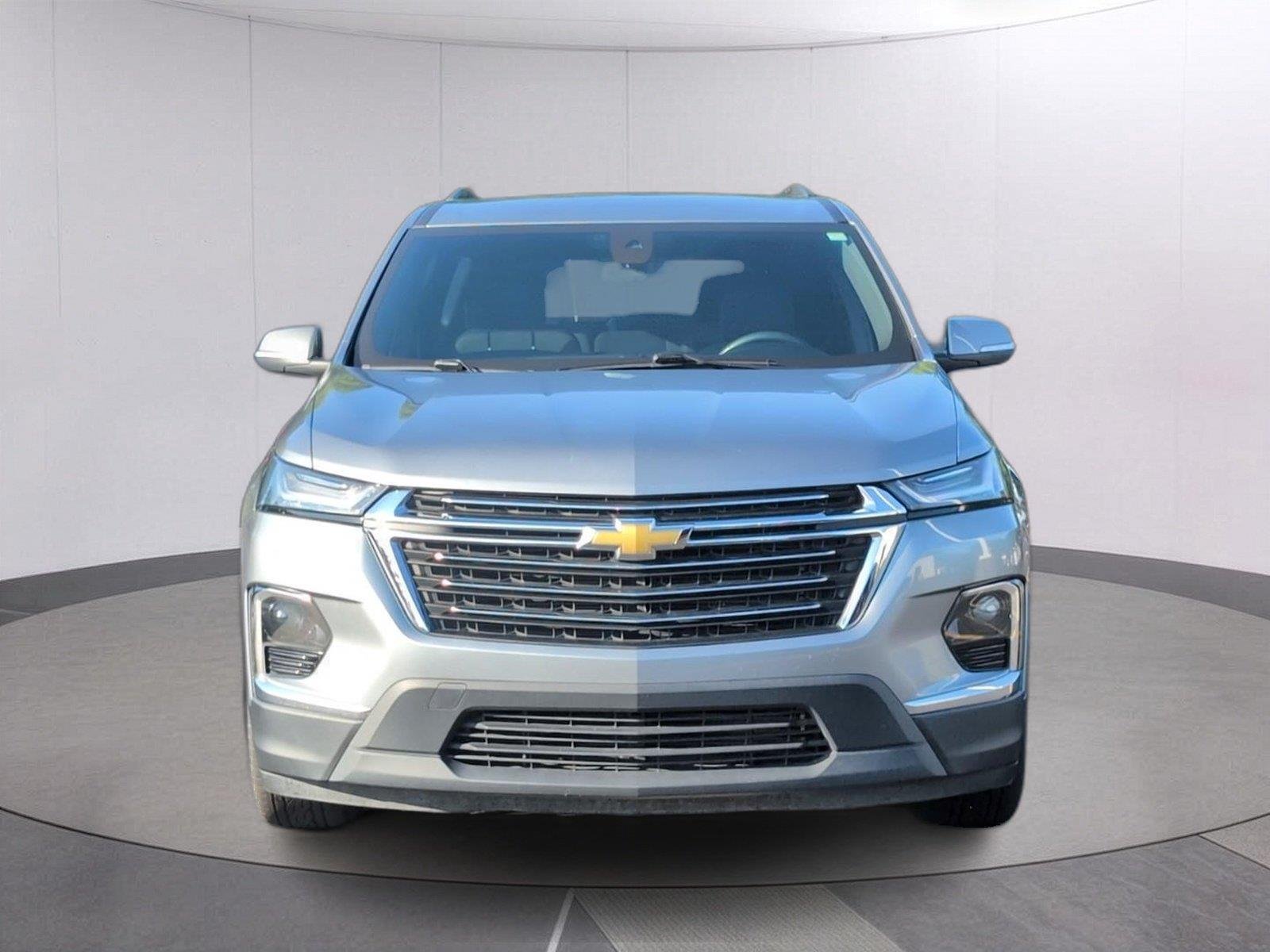 Used 2023 STERLING GRAY METALLIC Chevrolet LT Cloth image 10