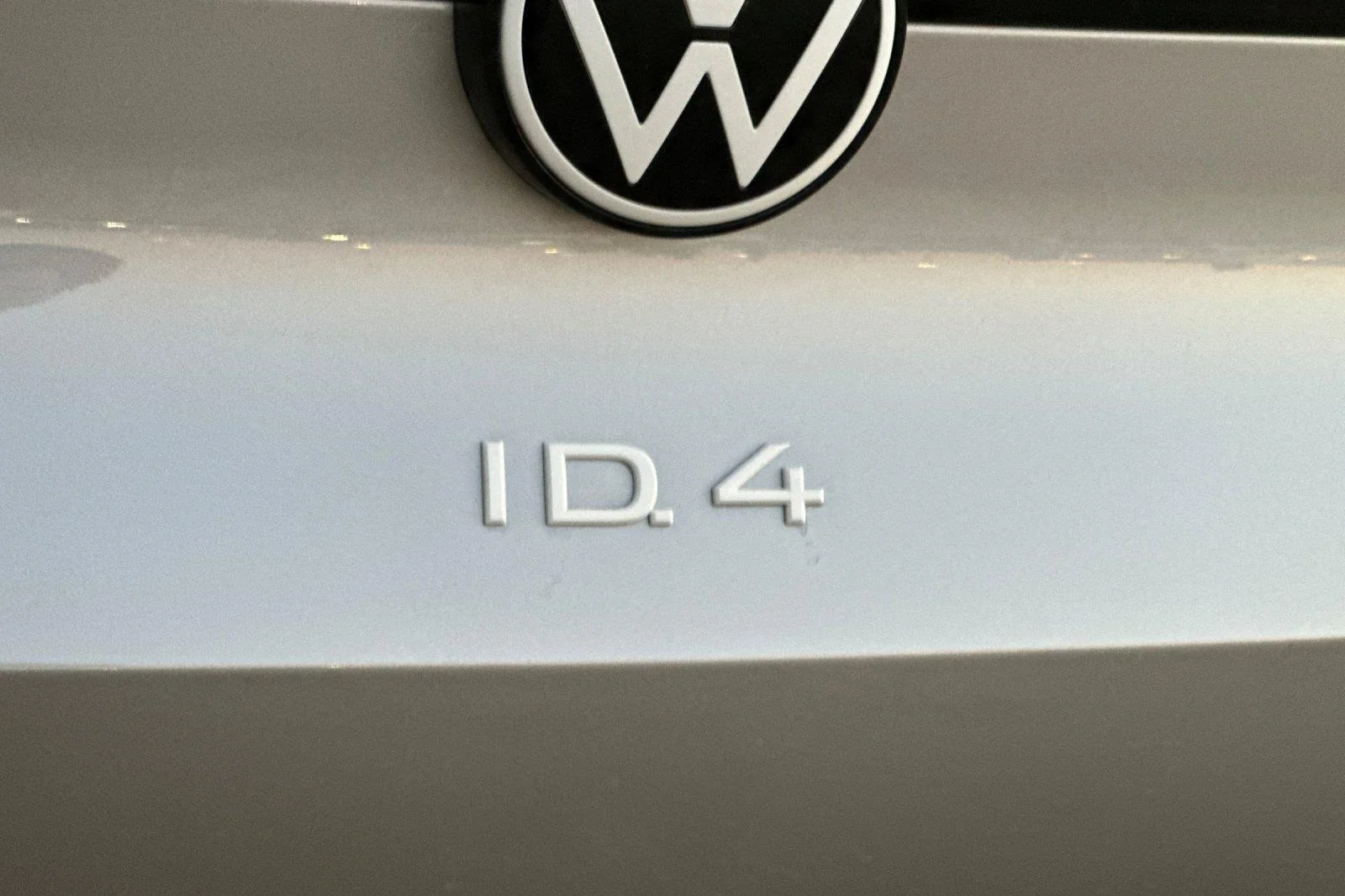 New 2026 Silver Mist Metallic Volkswagen Pro image 25
