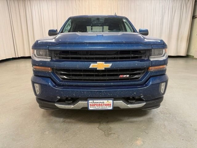 Used 2017 DEEP OCEAN BLUE METALLIC Chevrolet LT image 15