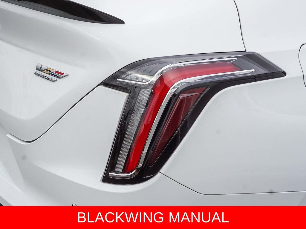 Used 2022 Summit White Cadillac V-Series image 7