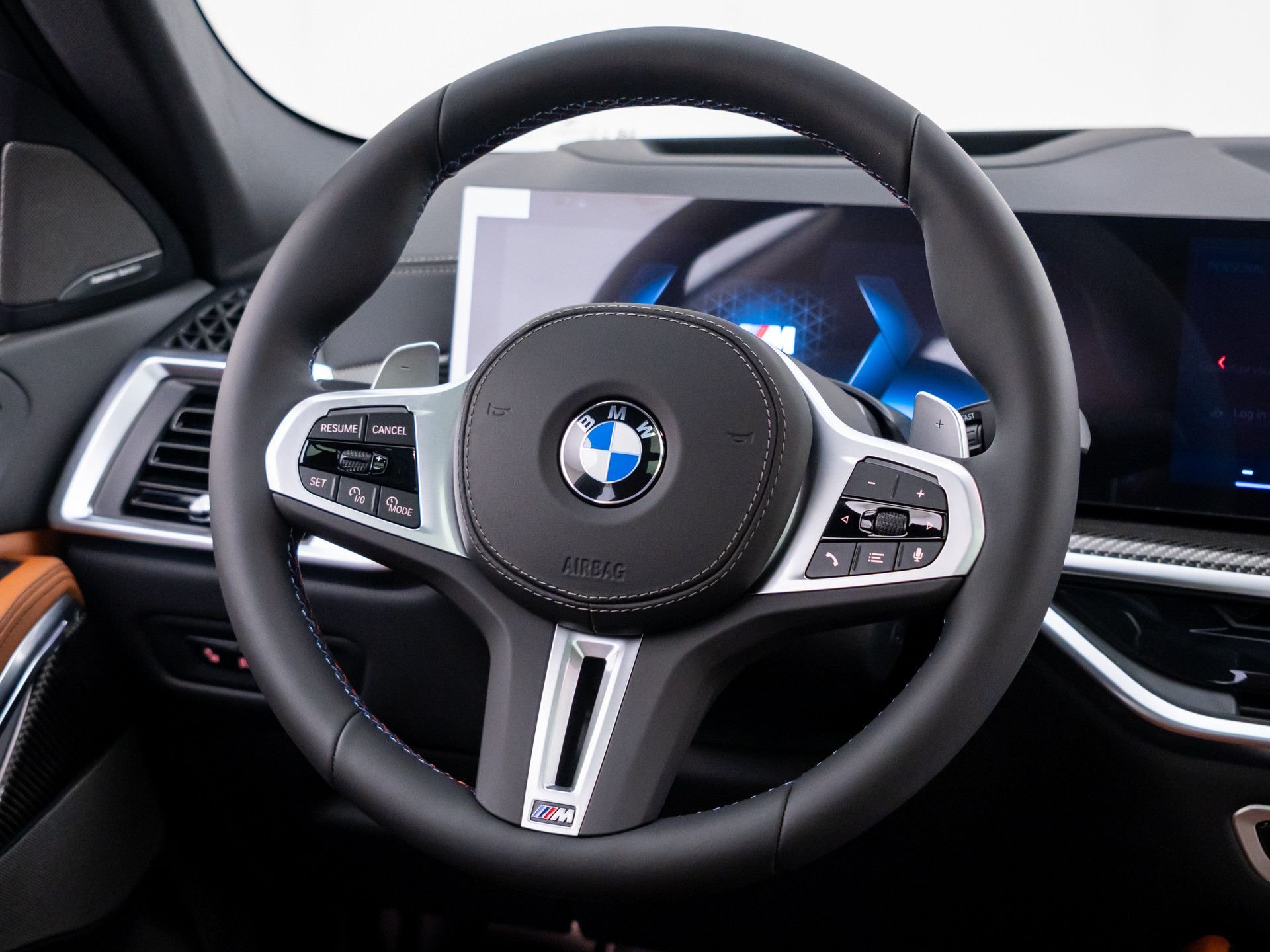 New 2027 Manhattan Green Metallic BMW M60i image 11