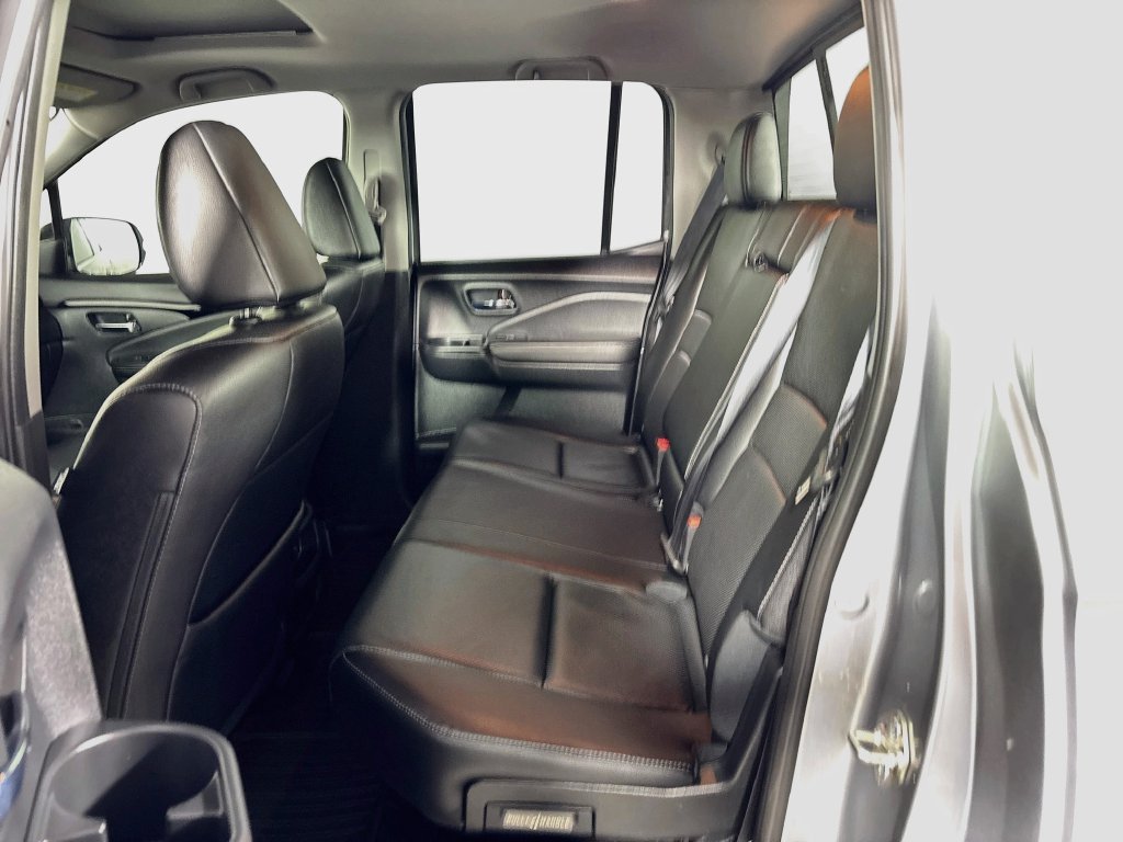 Used 2017 Silver Honda RTL-E image 21