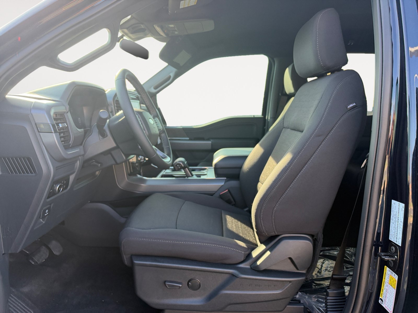 New 2026 Antimatter Blue Metallic Ford XLT image 16