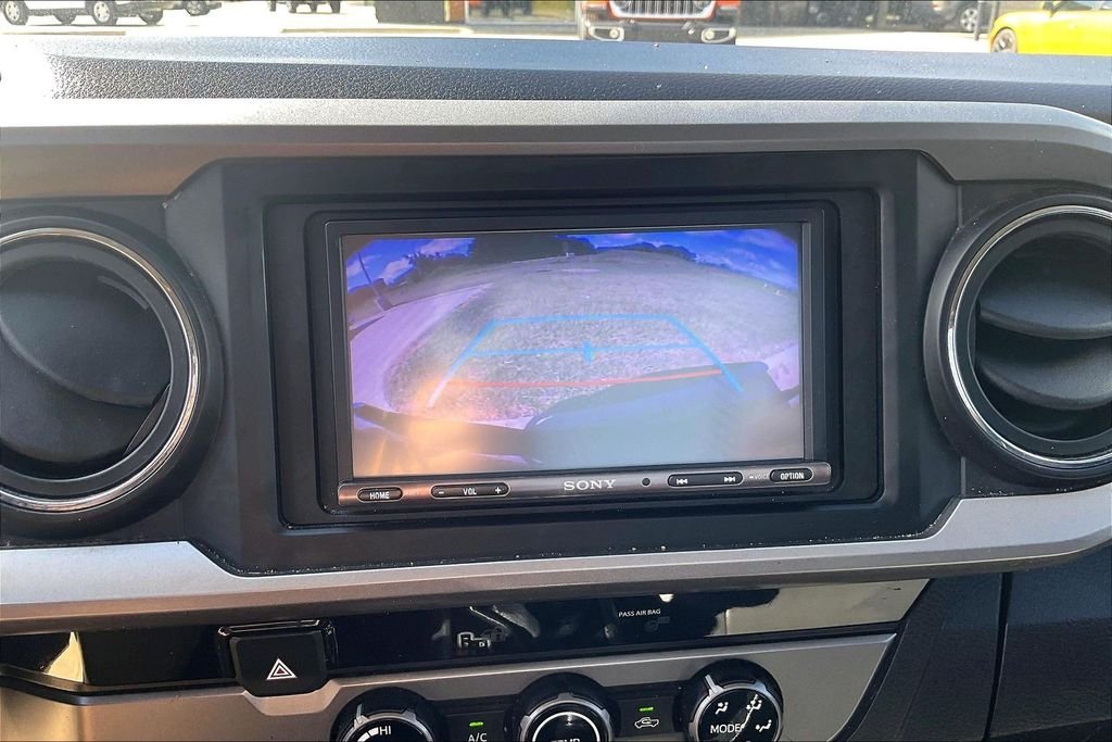 Used 2018 Gray Toyota SR5 image 20