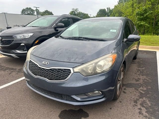 Used 2016 Kia Forte EX with VIN KNAFX4A86G5553022 for sale in Southaven, MS