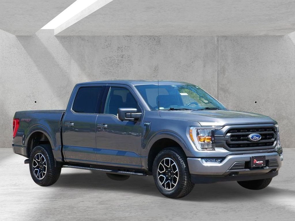 Certified Used 2022 Gray Ford XLT image 1