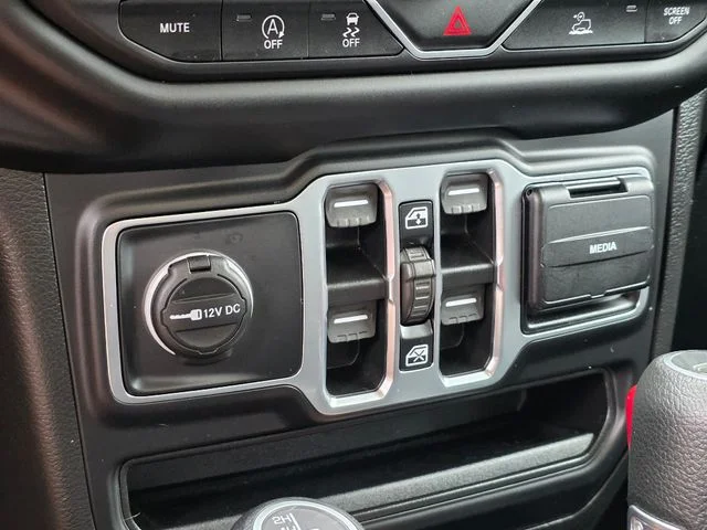 2021 Jeep Gladiator California Edition - Photo 29