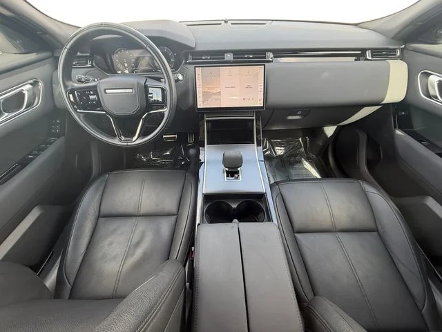 Certified Used 2025 White Land Rover Dynamic SE image 12
