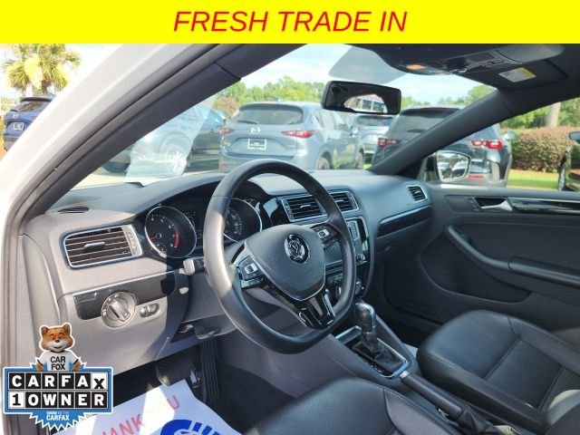 Used 2018 White Volkswagen 1.8T SE Sport image 14