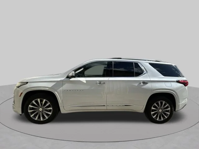 Used 2022 Beige Chevrolet Premier image 12