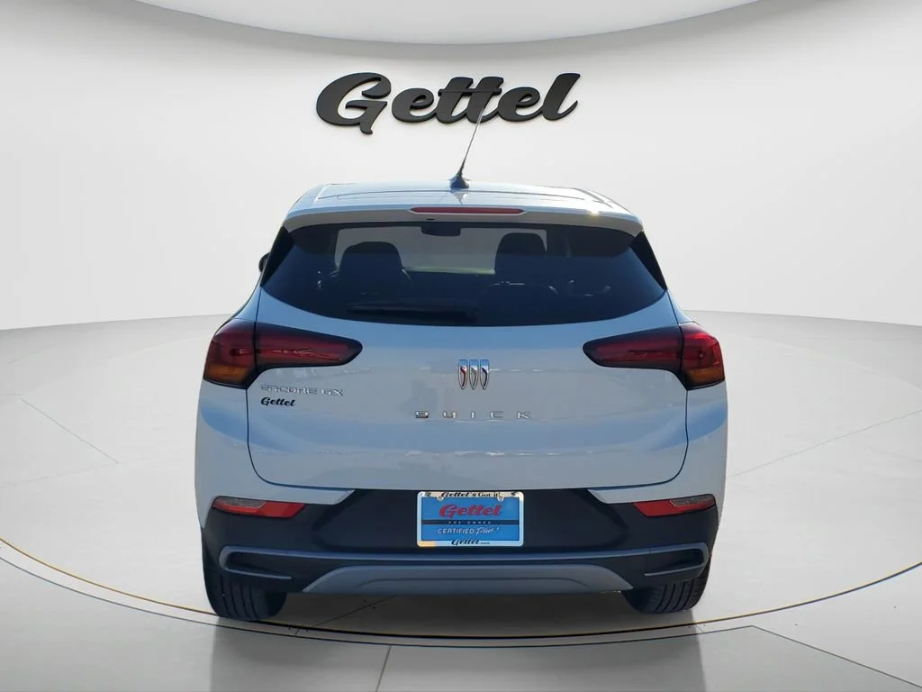 Used 2025 Summit White Buick Preferred image 6