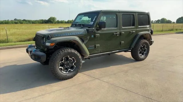 New 2023 Sarge Green Clear-Coat Exterior Paint Jeep Rubicon 4xe image 4