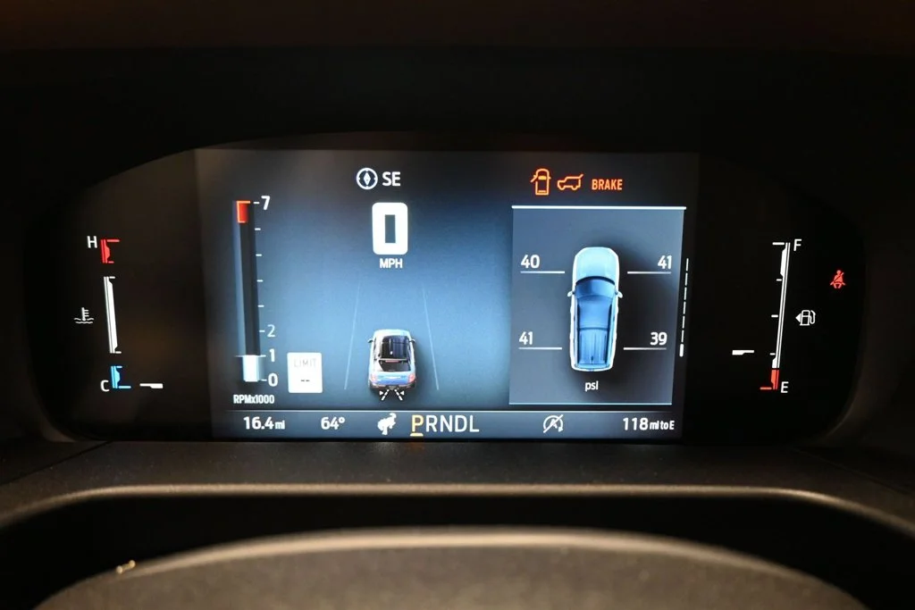 New 2026 Carbonized Gray Metallic Ford Outer Banks image 13