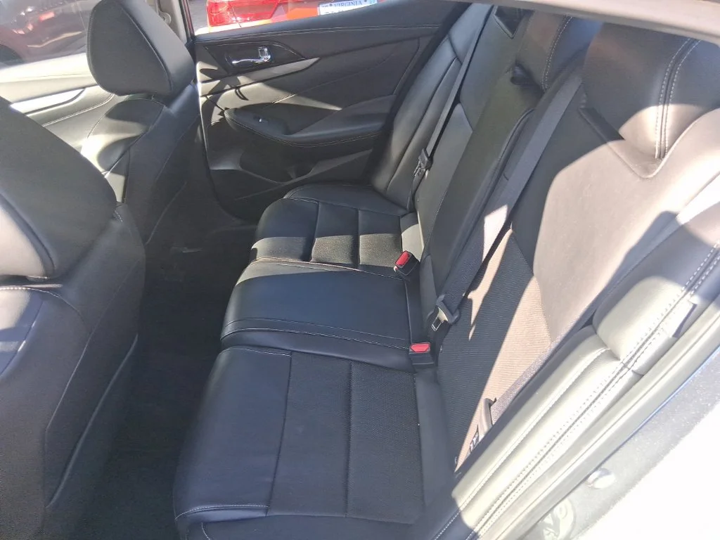 Used 2022 Gray Nissan SV image 17