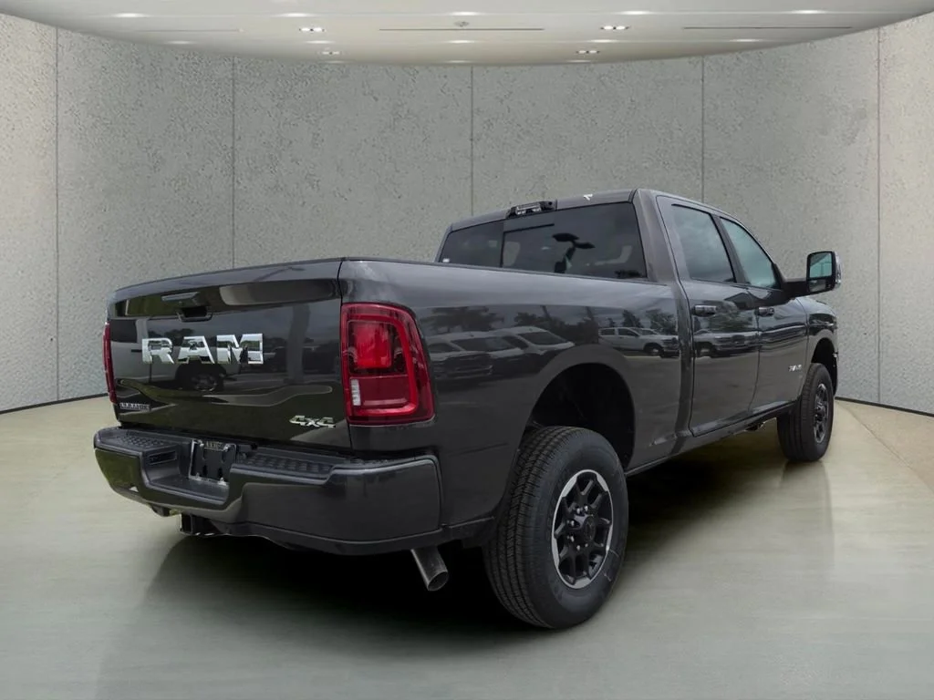 New 2026 Granite Crystal Metallic Clear-Coat Exterior Paint RAM Laramie image 4